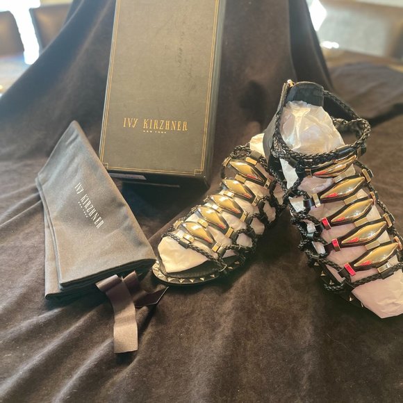 IVY KIRZHNER COLLECTION - Picture 4 of 10